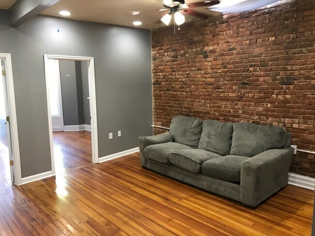 Building Photo - 29 Elberon Pl