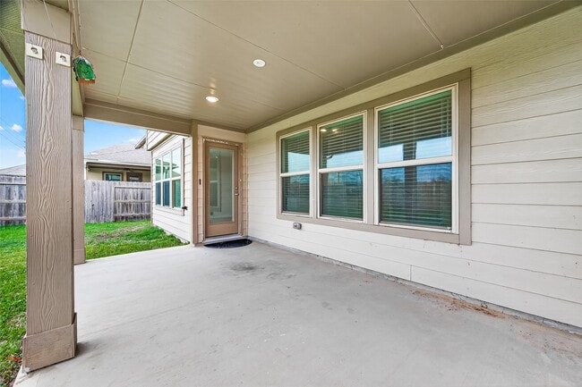 Building Photo - 28407 Bobcat Bayou Dr