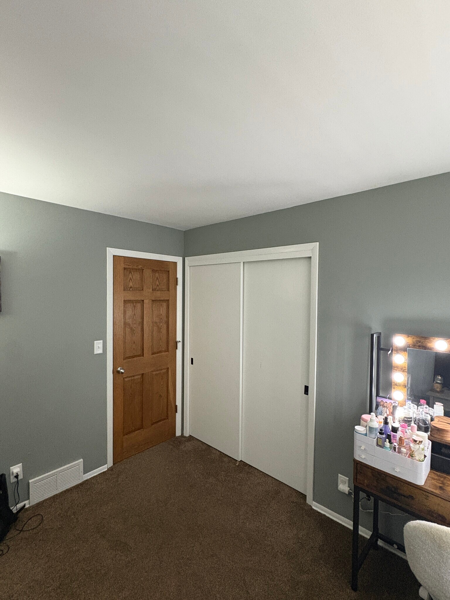 Building Photo - 2940 N 184th St