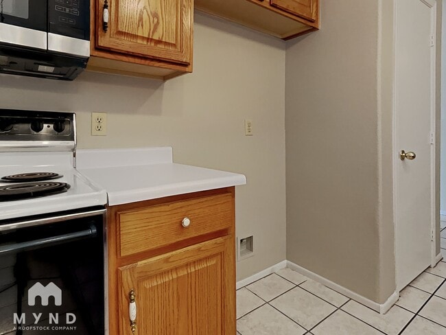 Building Photo - 3828 W Mariposa Grande Ln