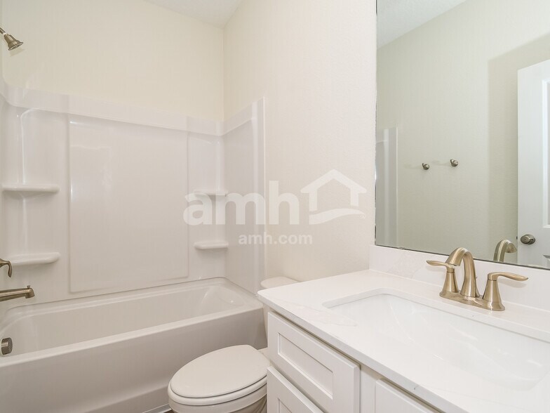 Building Photo - 97018 Blackrock Cv Wy