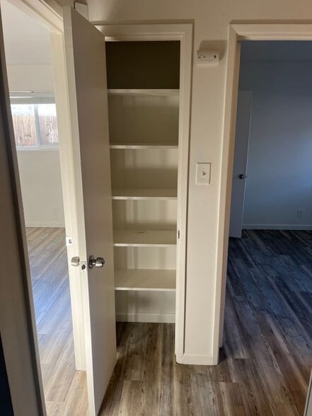 Building Photo - 1521 Camden Ct