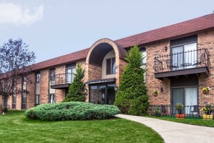 front building - Fountain View Apartments