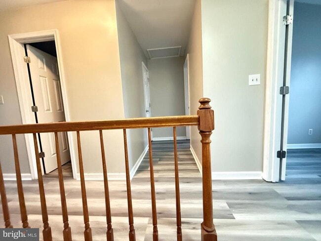 Building Photo - 208 Rugby Rd