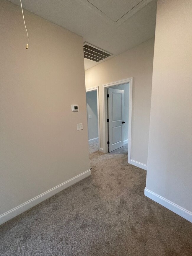 Building Photo - Hidden River Estates - Cason Area