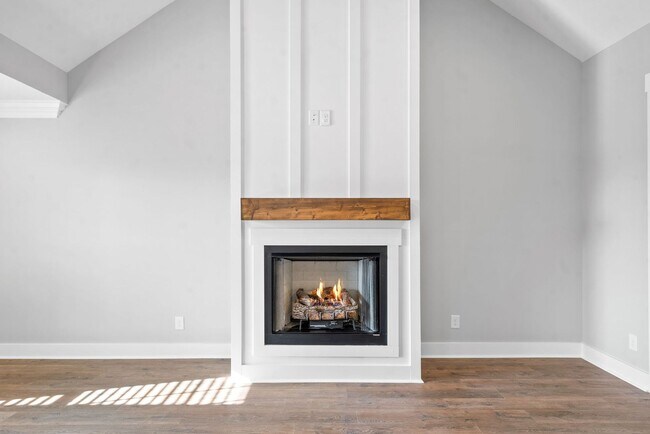 Building Photo - 1065 Veridian Dr