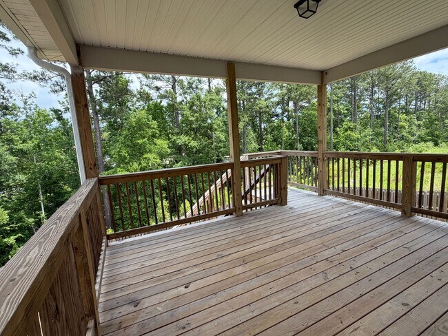 Building Photo - 3500 Hilltop Trl