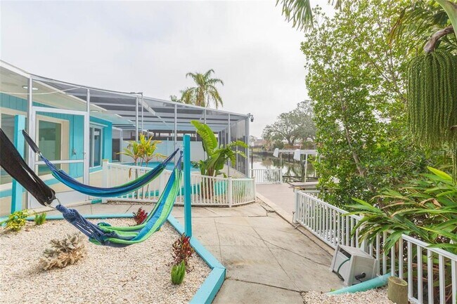 Building Photo - 4643 Bay Crest Dr
