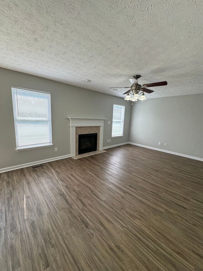 Building Photo - 3883-3887 Ledyard