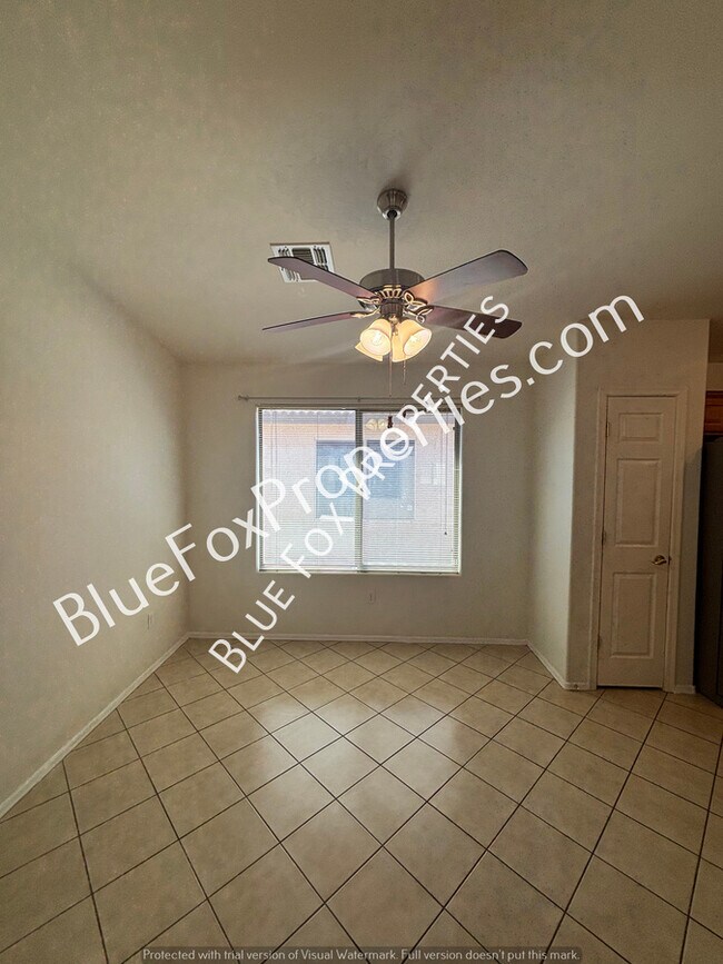 Building Photo - 7135 S Oakbank Dr