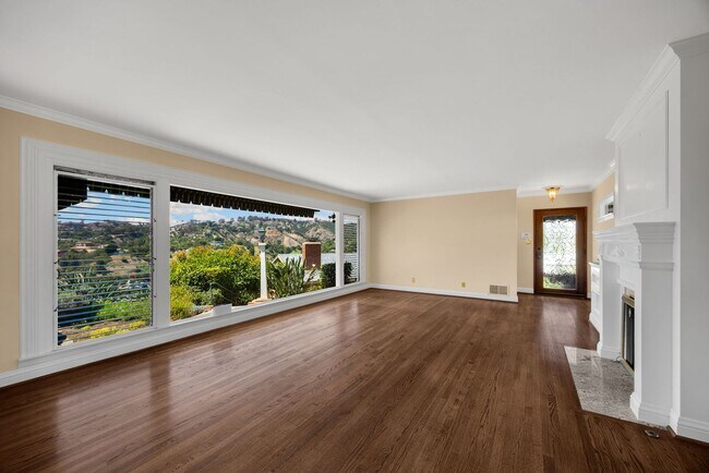 Building Photo - Charming La Habra Heights Home with Scenic Views – 2 Bed, 2 Bath