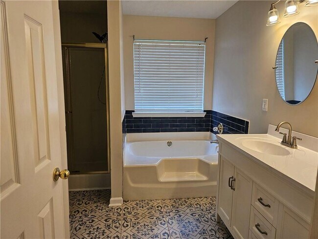 Building Photo - 986 Ashton Oak Cir