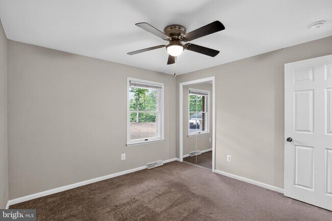 Building Photo - 4104 Green Spring St