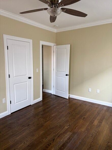 Building Photo - 11 Maywood St