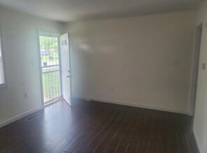 Building Photo - 237 Ridgeland Ave