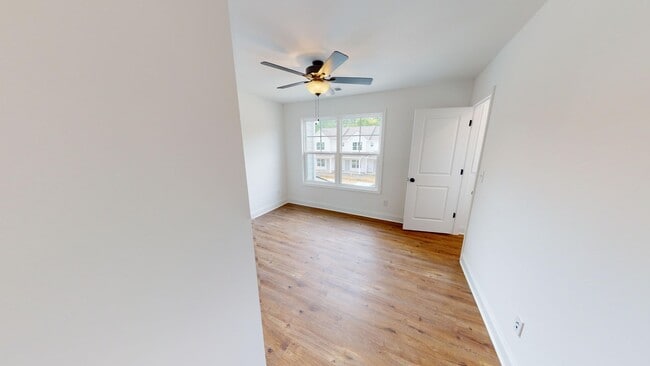 Building Photo - Comfort & Style – Beautiful 2-Bedroom Town...