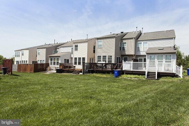 Building Photo - 5931 Autumn Spell