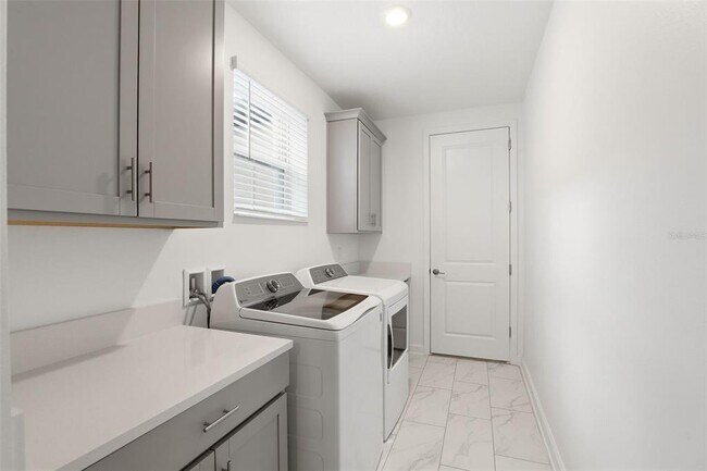 Building Photo - 8060 Peaceful Cir