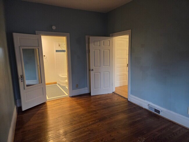 Building Photo - 1250 E 100 S