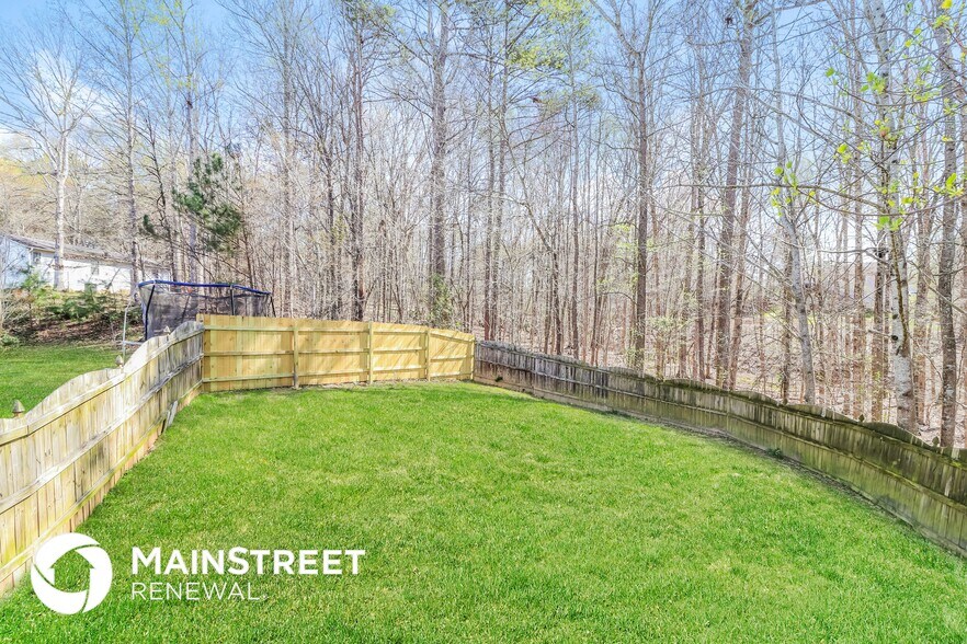 Building Photo - 207 Remington Ct