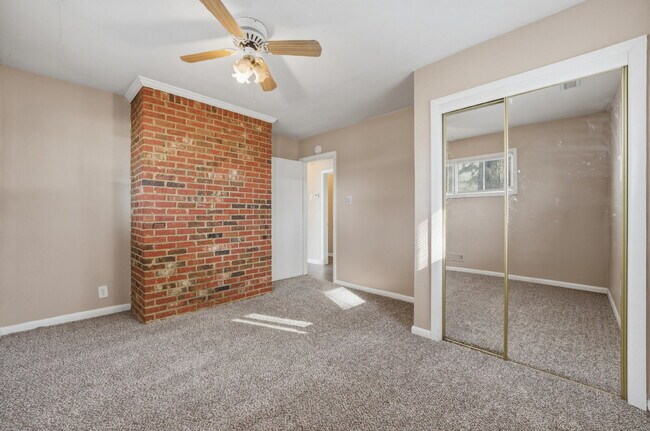 Building Photo - 3 BED, 1 BATH HOUSE FOR RENT IN CHESAPEAKE VA!