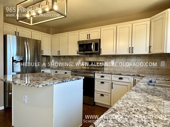 Building Photo - 965 Piros Dr