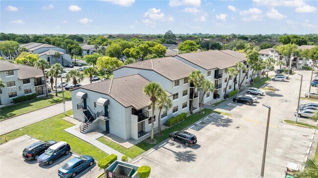 Building Photo - 7200 NW 179th St