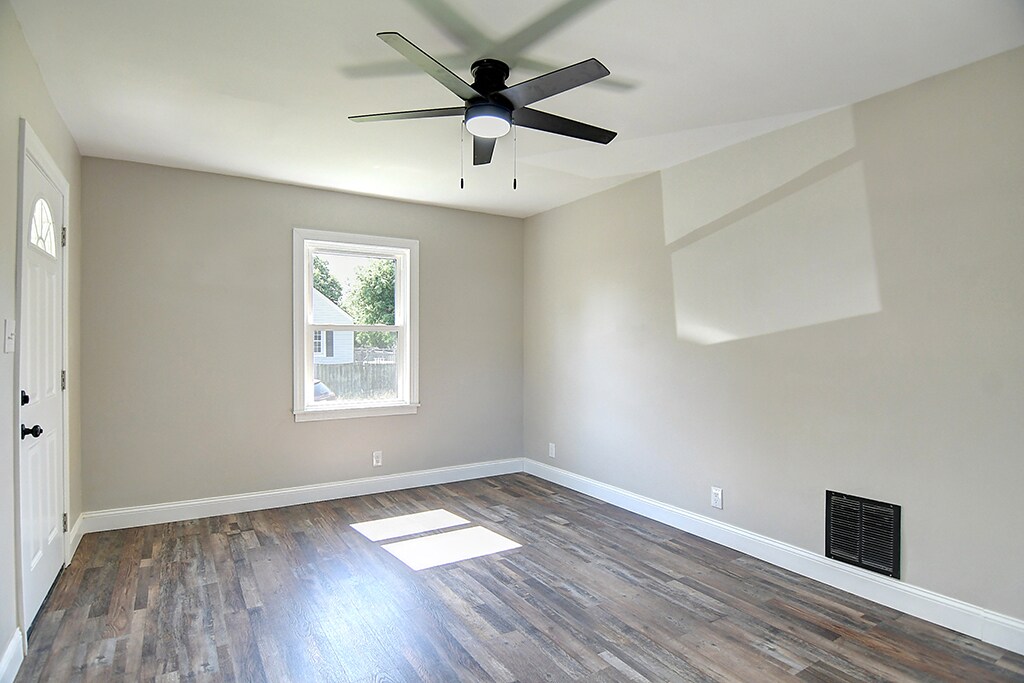 Building Photo - 2201 Wilbraham Rd