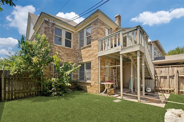 Building Photo - 6025 Llano Ave