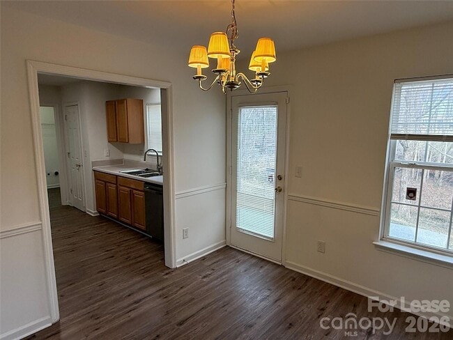 Building Photo - 4411 Canipe Dr