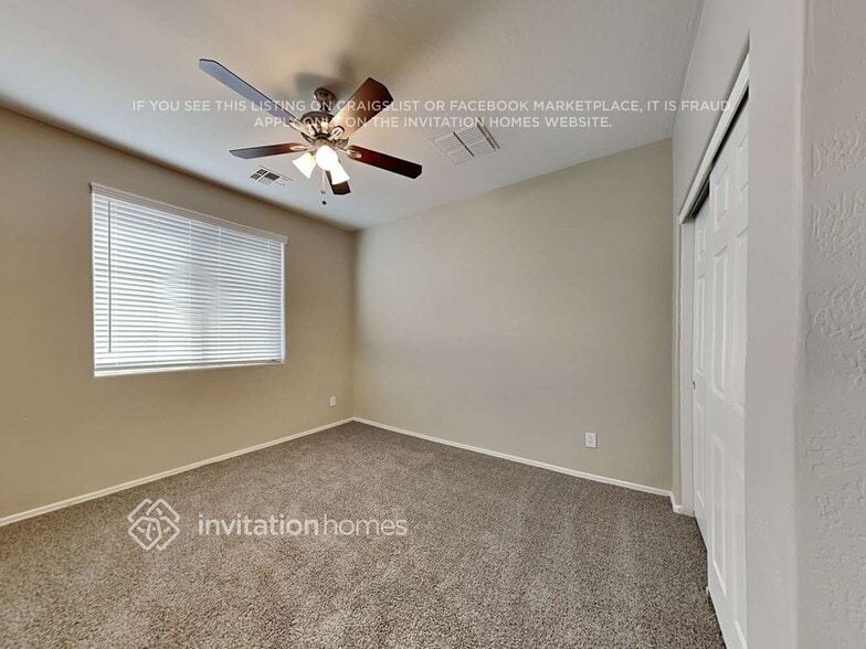 Building Photo - 13607 W Acapulco Ln
