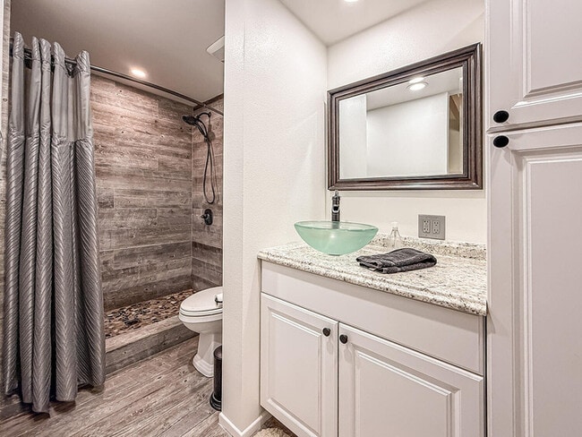 Building Photo - Single-Story Pool Home with RV Parking on Quiet Cul-De-Sac in Prime Simi Valley