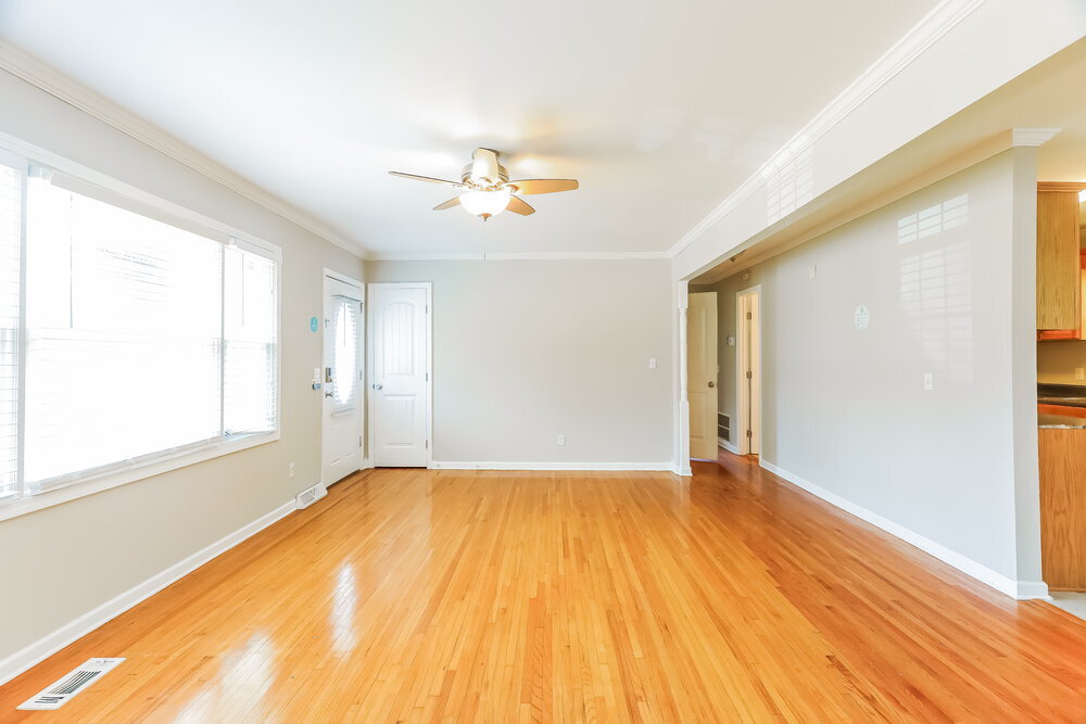 Building Photo - 1016 Delaney Dr