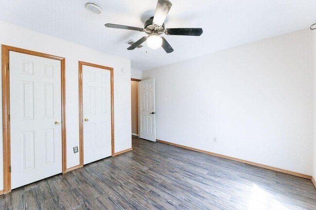 Building Photo - 5903 70th St