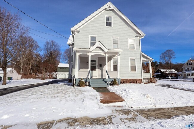 Building Photo - 24 Fairview St