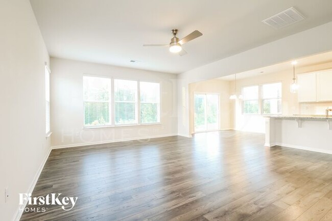 Building Photo - 718 Ridgemoor Trl