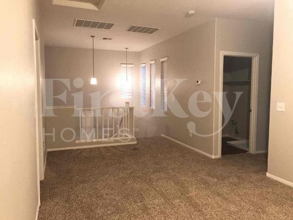 Building Photo - 10828 Avenzano St