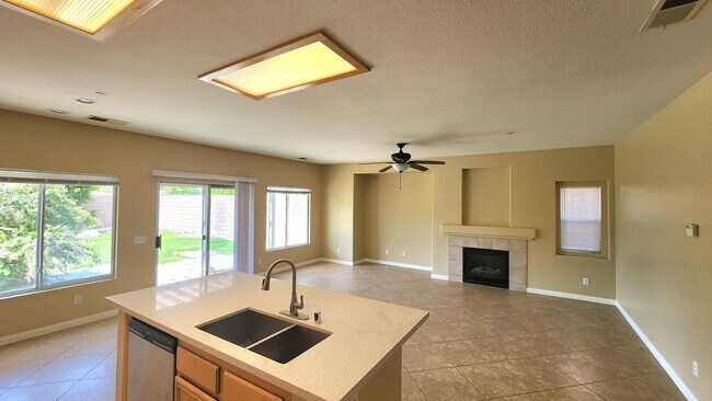 Building Photo - 703 Ventana Ridge