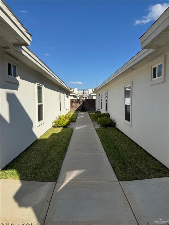 Building Photo - 22 S Sports Dr