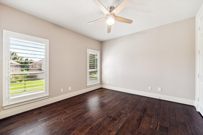 Building Photo - 5215 Eagle Pointe Ct