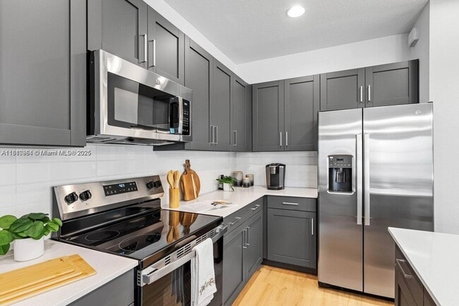 Building Photo - 13138 SW Valletta Wy