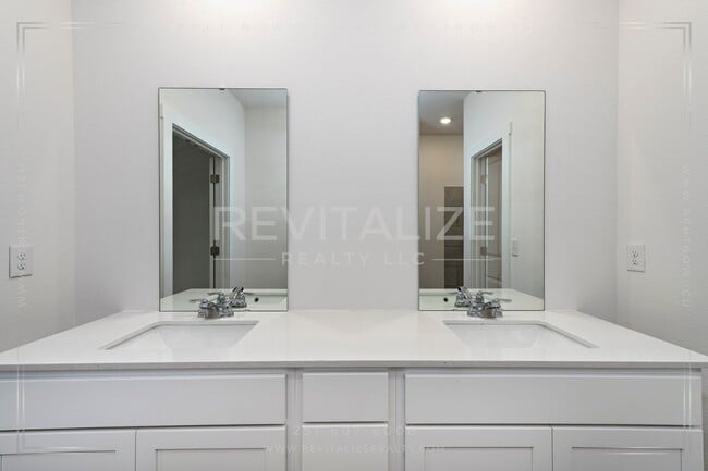 Building Photo - HALF-DEPOSIT!!! New Construction 4 Bed 3 Bath Home in Foley