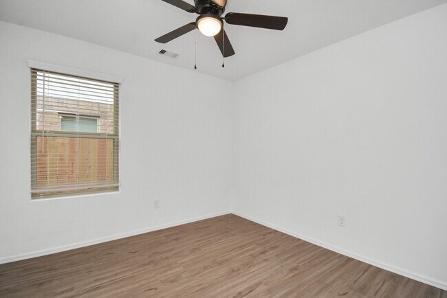 Building Photo - 27023 Rimini Pt Dr