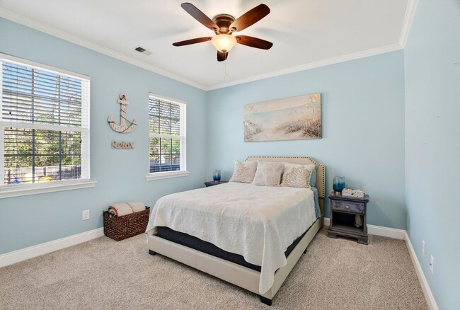 Building Photo - Experience Elevated Living on Cutleaf Drive!