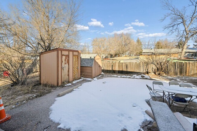 Building Photo - BG - GA6420