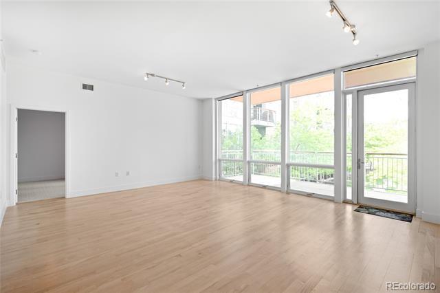 Building Photo - 1401 Delgany St
