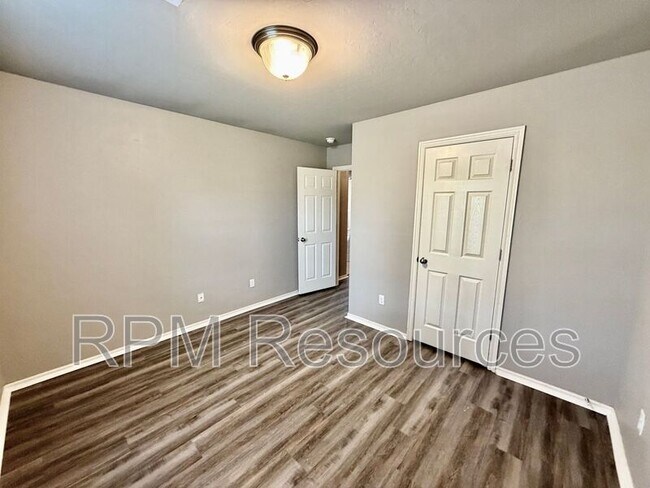Building Photo - 2816 Cider Mill Ln
