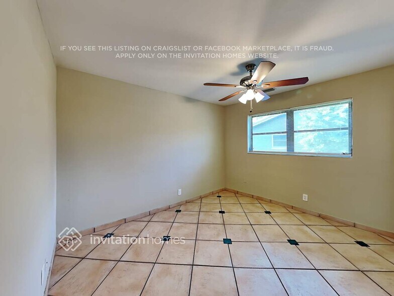 Building Photo - 4430 NW 106th Ave