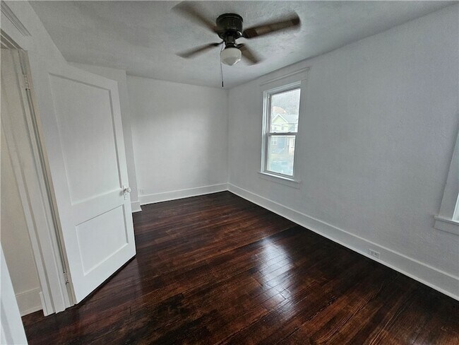 Building Photo - 1301 Broadway Ave