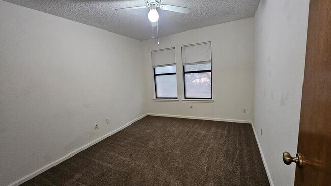 Building Photo - 8105 Tuscarora Trail